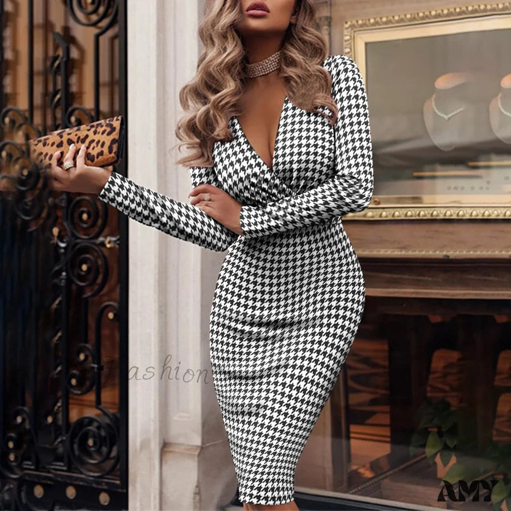 Midi dresses with ribbed textures for a unique and tactile appearance Amy Fashion - Fashion Print Sexy V-neck Slim Pencil Dresses Midi dresses with ribbed textures for a unique and tactile appearance Amy Fashion - Fashion Print Sexy V-neck Slim Pencil Dresses