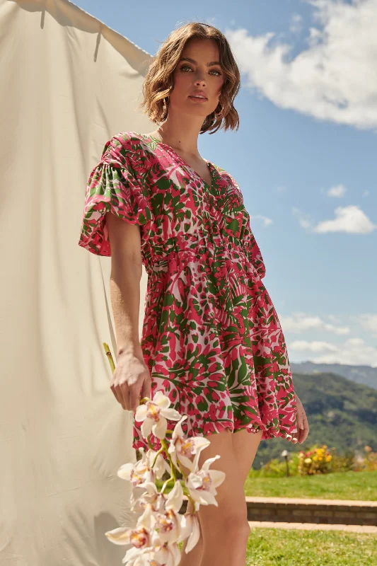 Mini dresses with fringe for a bohemian style Cienega Floral Woodstock Bubble Mini Dress Mini dresses with fringe for a bohemian style Cienega Floral Woodstock Bubble Mini Dress