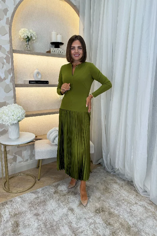 Midi dresses with patchwork patterns for a one - of - a - kind style Kayla Drop Waist Pleated Dress In Olive Midi dresses with patchwork patterns for a one - of - a - kind style Kayla Drop Waist Pleated Dress In Olive