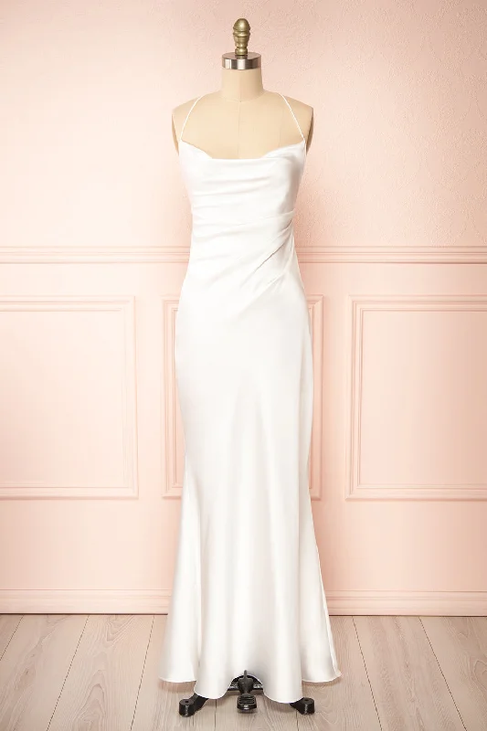 Mini dresses with side slits for a sexy appeal Areane | Cowl Neck Satin Maxi Dress w/ Chain Mini dresses with side slits for a sexy appeal Areane | Cowl Neck Satin Maxi Dress w/ Chain