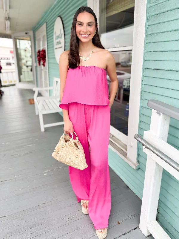 Midi dresses with ruffled bodices for a more pronounced feminine look The Amris Strapless Flowy Jumpsuit-Pink Midi dresses with ruffled bodices for a more pronounced feminine look The Amris Strapless Flowy Jumpsuit-Pink