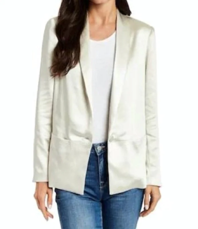 Single - Breasted Women's Linen Blend Blazers in Earth Tones for Casual WearBlake Blazer In Cream Single - Breasted Women's Linen Blend Blazers in Earth Tones for Casual WearBlake Blazer In Cream