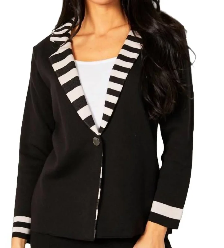 Plus Size Women's Double - Breasted Wool Blazers for Winter Office WearDouble Striped Blazer In Black/stone Plus Size Women's Double - Breasted Wool Blazers for Winter Office WearDouble Striped Blazer In Black/stone
