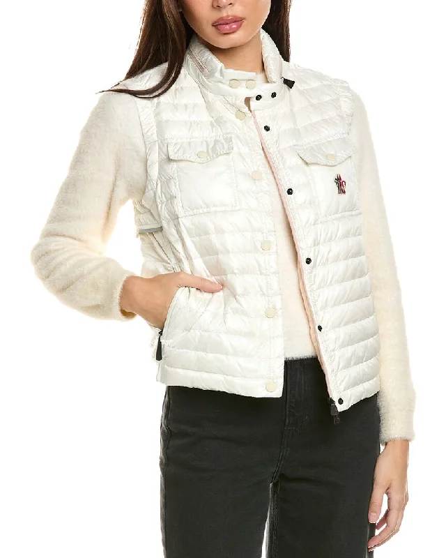 Water - resistant women's trench coats with adjustable cuffs for rainy daysMoncler Jacket Water - resistant women's trench coats with adjustable cuffs for rainy daysMoncler Jacket