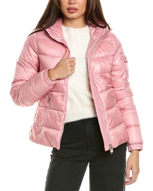 Oversized women's wool coats in a monochromatic look for a trendy outfitMoncler Jacket Oversized women's wool coats in a monochromatic look for a trendy outfitMoncler Jacket