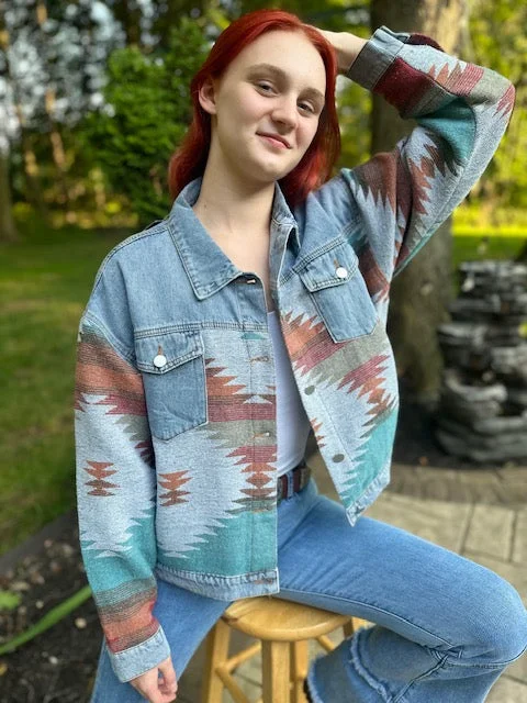 Oversized women's wool coats in a monochromatic look for a trendy outfitWestern Denim Jacket Style#-DA-24653 Oversized women's wool coats in a monochromatic look for a trendy outfitWestern Denim Jacket Style#-DA-24653