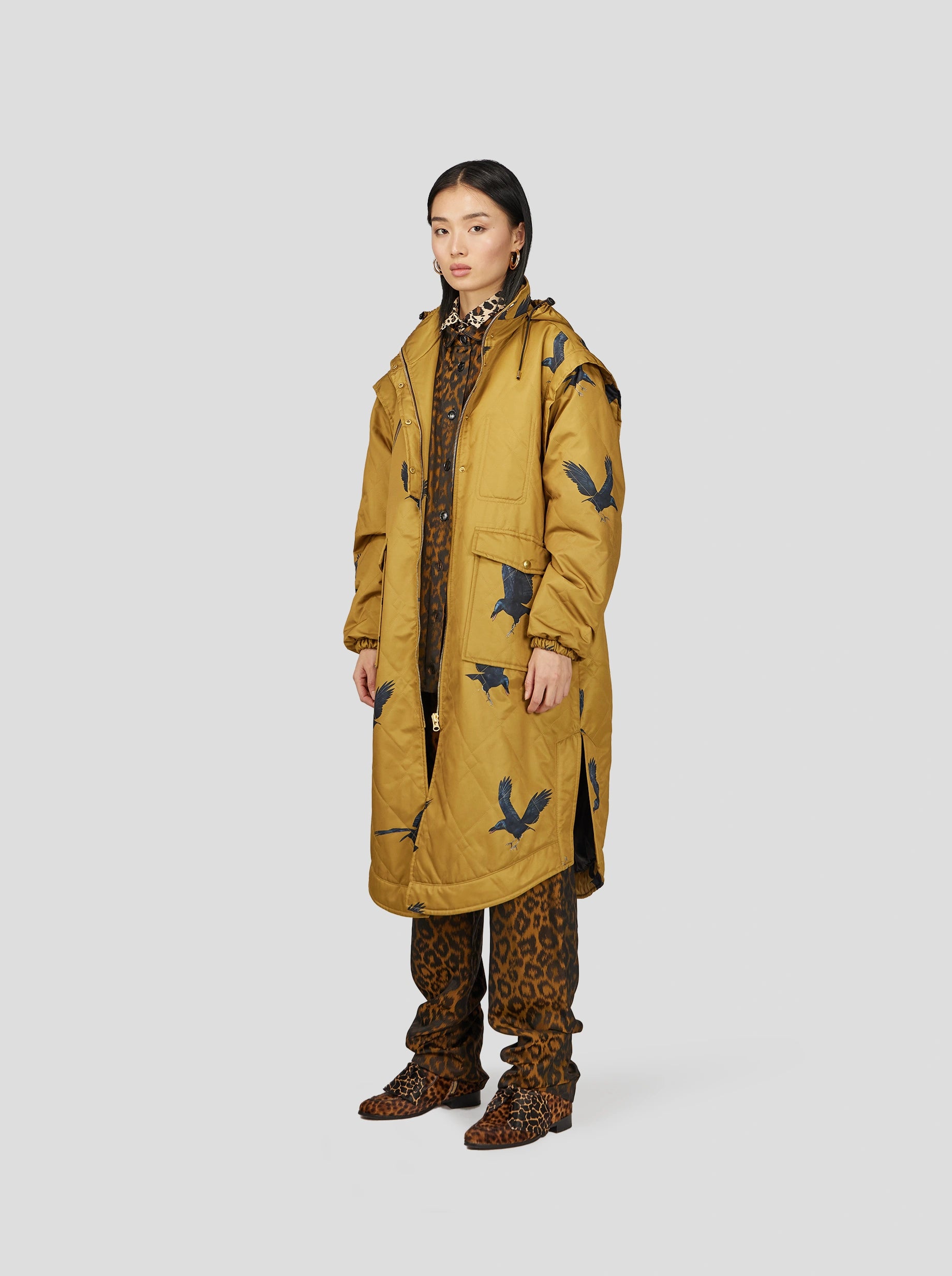 Women's long - sleeve wool coats in a houndstooth pattern for a classic charmDanny jacket in Moonlight crows Women's long - sleeve wool coats in a houndstooth pattern for a classic charmDanny jacket in Moonlight crows