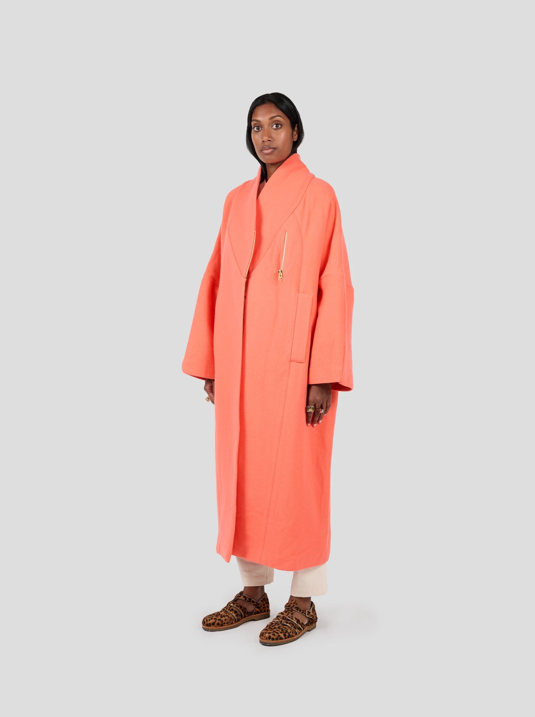 Petite women's wool blend coats with a tailored fit for a flattering silhouetteEren Coat in Reef Orange Woolen Cashmere Petite women's wool blend coats with a tailored fit for a flattering silhouetteEren Coat in Reef Orange Woolen Cashmere