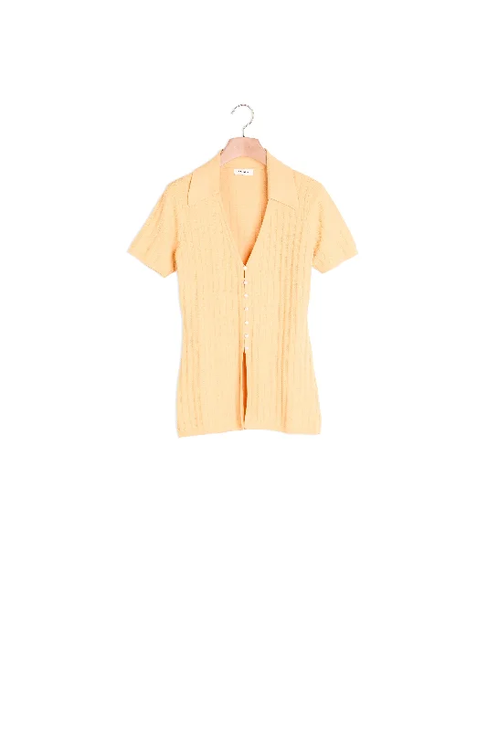 machine washable women cardigan for easy careTop en maille à boutons perles