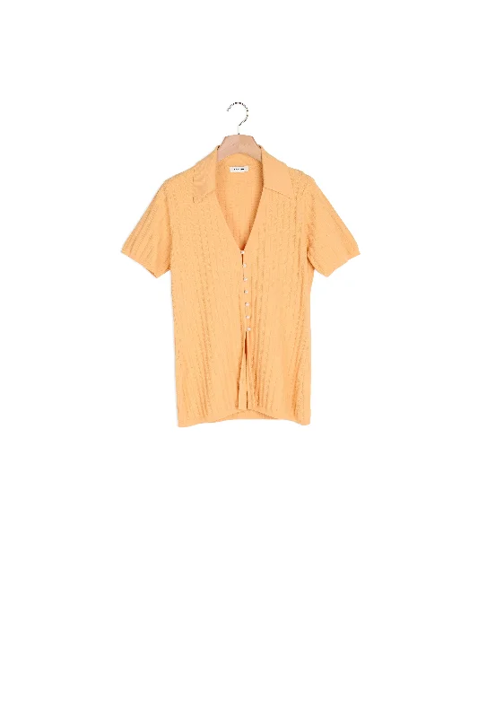 v neck women cardigan to elongate the necklineTop en maille à boutons perles