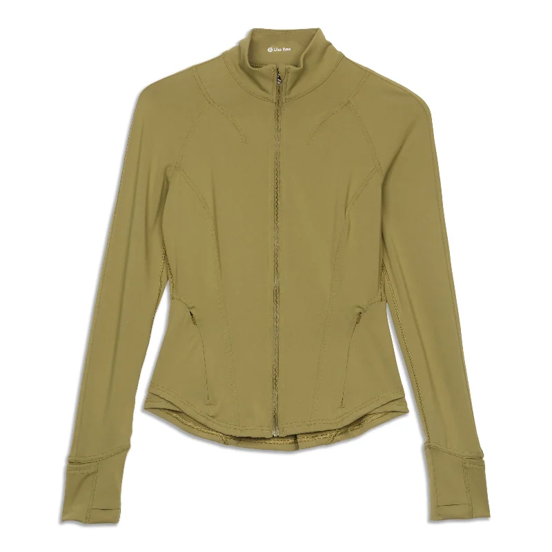 Women's knee - length wool blend coats with a fur collar for added warmthInStill Jacket Women's knee - length wool blend coats with a fur collar for added warmthInStill Jacket