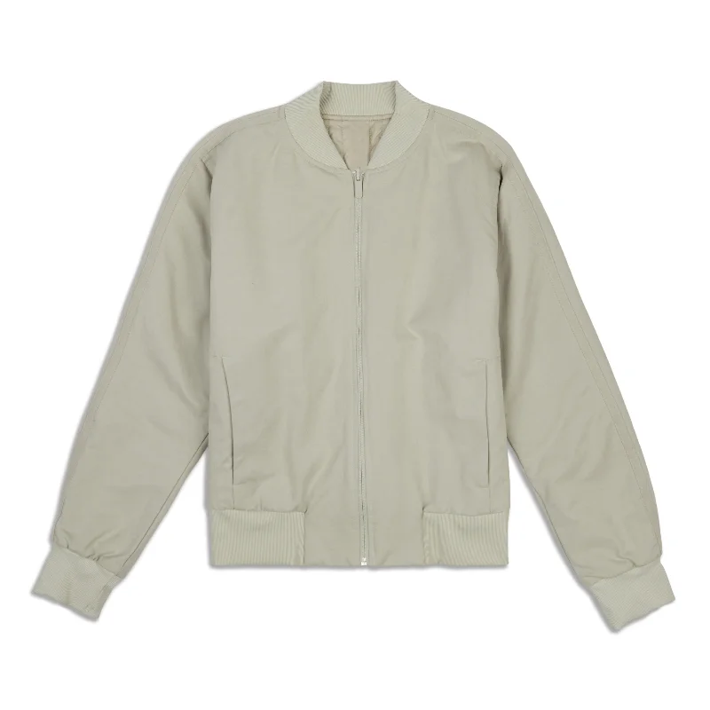 Quilted down women's coats with removable hoods for outdoor activitiesNon-Stop Bomber Quilted down women's coats with removable hoods for outdoor activitiesNon-Stop Bomber