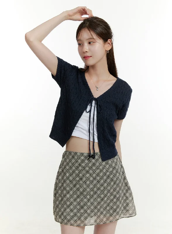 cable knit women cardigan with intricate patternsV-Neck Short Sleeve Cardigan OU427