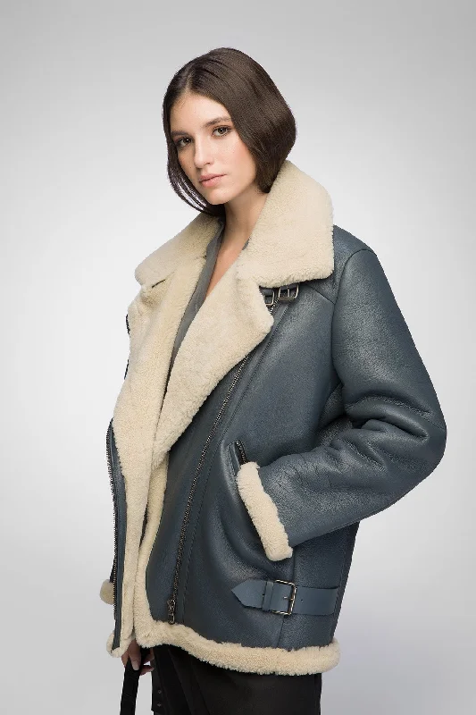 Women's faux fur coats in bright colors for a bold fashion statementVincente - Indigo Shearling Coat Women's faux fur coats in bright colors for a bold fashion statementVincente - Indigo Shearling Coat