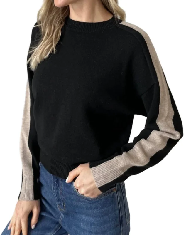 Crew Neck Stripe Sleeve Pullover Top In Black/latte