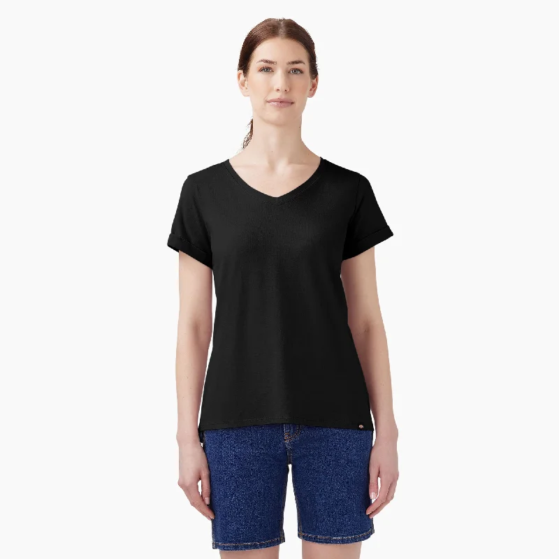 Pocketed Women T Shirt for Added FunctionalityDickies Women's V-Neck T-Shirt