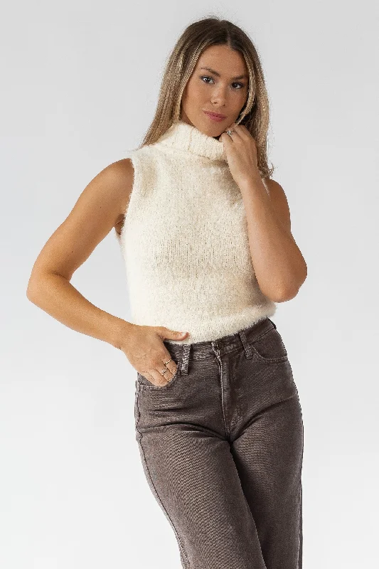 Hooded Women's Fleece - Lined Sweaters for WinterLexie Sleeveless Turtleneck Sweater Hooded Women's Fleece - Lined Sweaters for WinterLexie Sleeveless Turtleneck Sweater