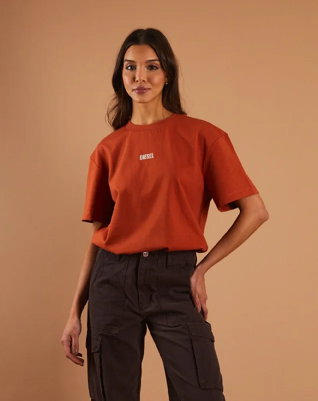 V - Neck Women T Shirt to Enhance the NecklineAmari Tee Cinnamon Orange