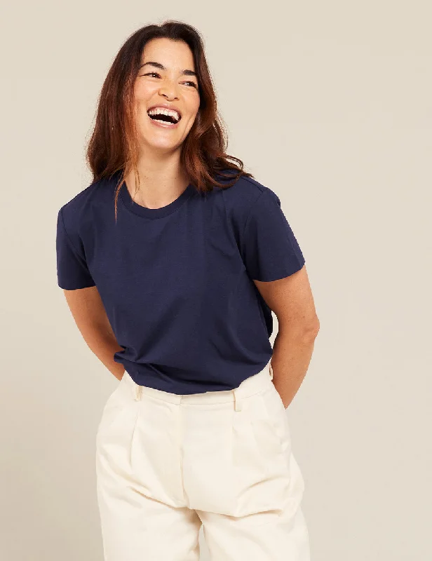Puff Sleeve Women T Shirt for a Fashion - Forward LookWomen's Classic Crew Neck T-Shirt - Navy Puff Sleeve Women T Shirt for a Fashion - Forward LookWomen's Classic Crew Neck T-Shirt - Navy