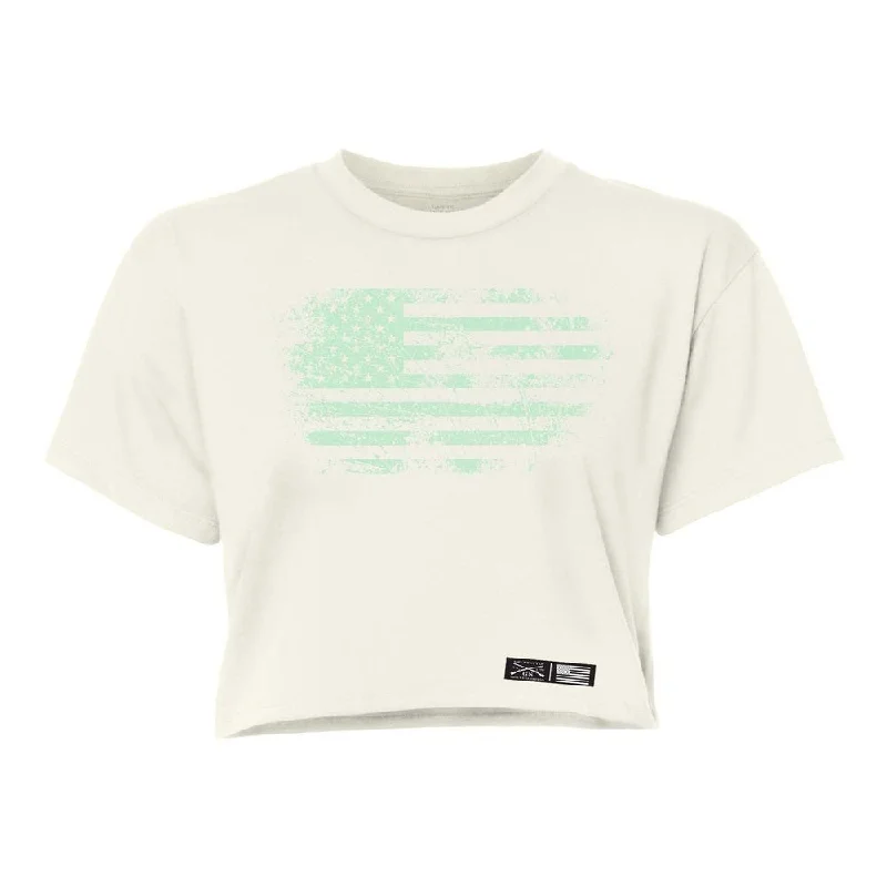 V - Neck Women T Shirt to Enhance the NecklineWomen's Vintage American Flag Cropped T-Shirt - Natural V - Neck Women T Shirt to Enhance the NecklineWomen's Vintage American Flag Cropped T-Shirt - Natural