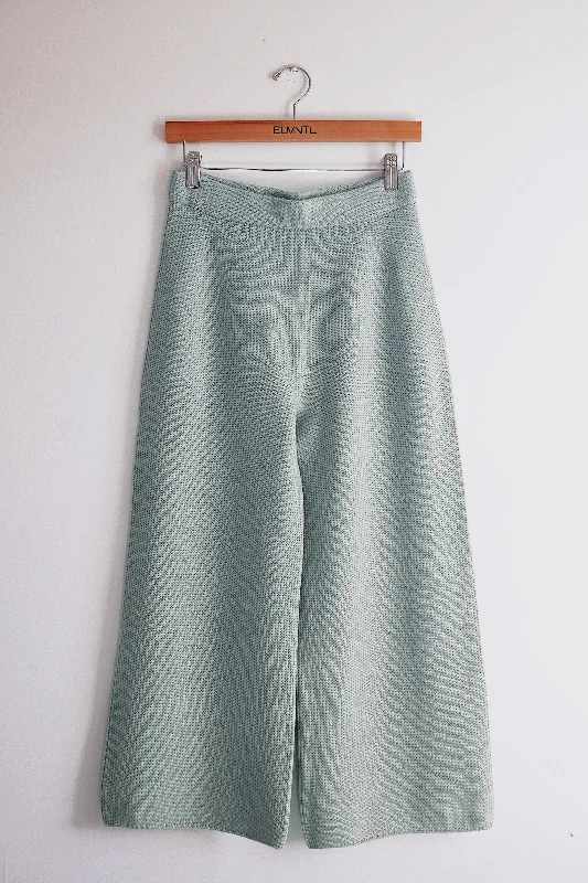 Plus Size Women's Oversized Chunky Knit SweatersWrap-in-Luxury Pant-Mint