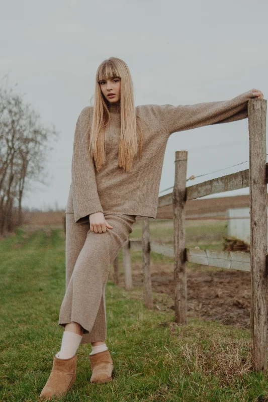 Button - Down Women's Shetland Wool Sweaters in Traditional PatternsWrap-in-Luxury Pant-Taupe Button - Down Women's Shetland Wool Sweaters in Traditional PatternsWrap-in-Luxury Pant-Taupe