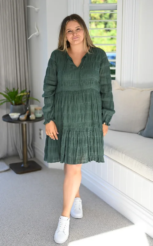 Mini Women Dress with a Short Hem for a Young and Trendy StyleLottie Dress - Olive