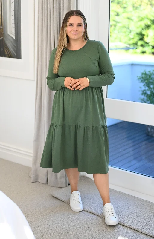 Lace - Embellished Women Dress for an Elegant and Sophisticated AppearanceMeila Dress - Green Lace - Embellished Women Dress for an Elegant and Sophisticated AppearanceMeila Dress - Green