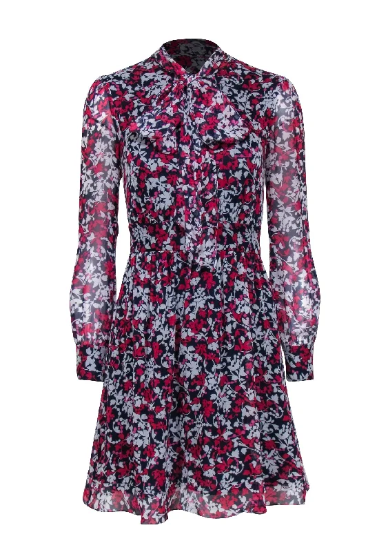 Ball Gown Women Dress with a Full Skirt for a Princess - like Look Ball Gown Women Dress with a Full Skirt for a Princess - like Look Diane von Furstenberg - Navy, Pink, & White Floral Print Long Sleeve Silk Mini Dress Sz 0 Ball Gown Women Dress with a Full Skirt for a Princess - like Look Ball Gown Women Dress with a Full Skirt for a Princess - like Look Diane von Furstenberg - Navy, Pink, & White Floral Print Long Sleeve Silk Mini Dress Sz 0