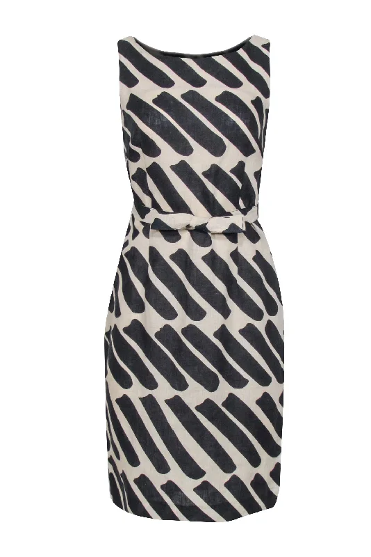 Pleated Women Dress with a Timeless and Elegant Texture Pleated Women Dress with a Timeless and Elegant Texture Marimekko - Tan & Black Sleeveless Dress w/ Waist Tie Sz 6 Pleated Women Dress with a Timeless and Elegant Texture Pleated Women Dress with a Timeless and Elegant Texture Marimekko - Tan & Black Sleeveless Dress w/ Waist Tie Sz 6
