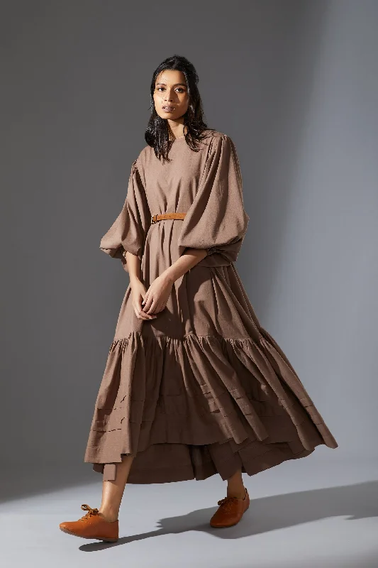 Lace - Embellished Women Dress for an Elegant and Sophisticated Appearance Lace - Embellished Women Dress for an Elegant and Sophisticated Appearance MATI KAAVYA AAKAAR - AW BEIGE Lace - Embellished Women Dress for an Elegant and Sophisticated Appearance Lace - Embellished Women Dress for an Elegant and Sophisticated Appearance MATI KAAVYA AAKAAR - AW BEIGE