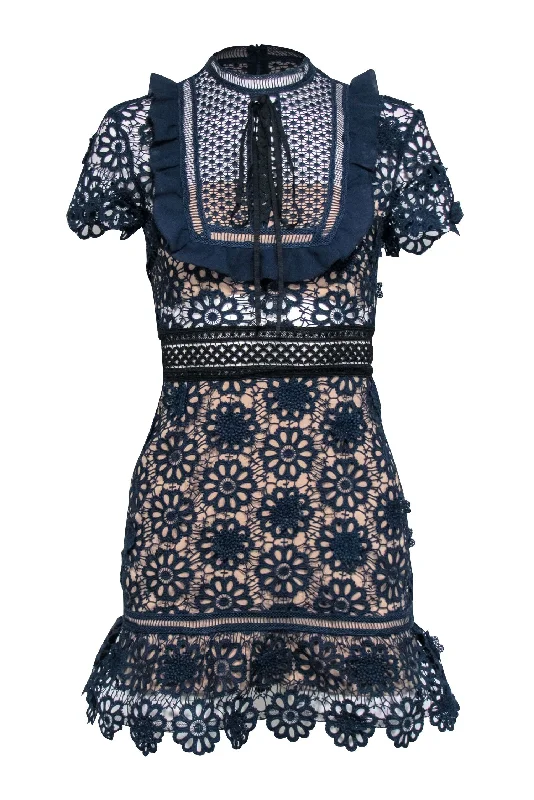 Strapless Women Dress with a Built - in Bra for Comfort and Support Strapless Women Dress with a Built - in Bra for Comfort and Support Self-Portrait - Navy Lace Eyelet Short Sleeve Dress Sz 2 Strapless Women Dress with a Built - in Bra for Comfort and Support Strapless Women Dress with a Built - in Bra for Comfort and Support Self-Portrait - Navy Lace Eyelet Short Sleeve Dress Sz 2