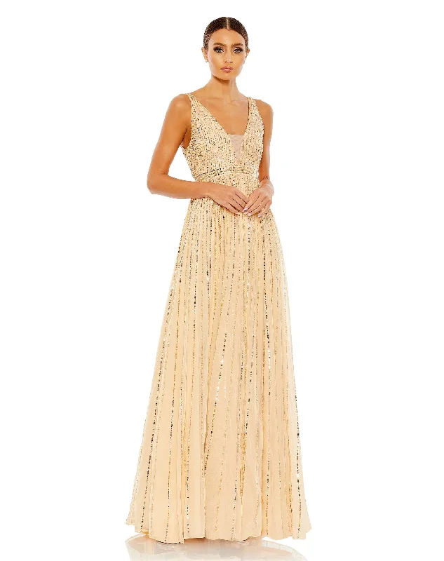 Pleated Women Dress with a Timeless and Elegant Texture Pleated Women Dress with a Timeless and Elegant Texture V Neck Gown Pleated Women Dress with a Timeless and Elegant Texture Pleated Women Dress with a Timeless and Elegant Texture V Neck Gown