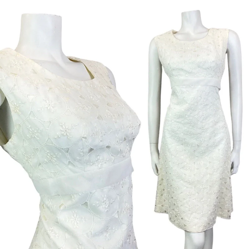 Maxi Women Dress with Floral Print for a Bohemian Vibe Maxi Women Dress with Floral Print for a Bohemian Vibe VINTAGE 60s 70s WHITE EMBROIDERED CIRCLE FLORAL CUT-WORK VERA MONT DRESS 12 Maxi Women Dress with Floral Print for a Bohemian Vibe Maxi Women Dress with Floral Print for a Bohemian Vibe VINTAGE 60s 70s WHITE EMBROIDERED CIRCLE FLORAL CUT-WORK VERA MONT DRESS 12