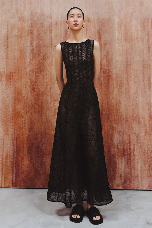 Maxi dresses with pom - pom trims for a playful and festive lookGarcia A-line Boat Neck Poly Organza Ankle Length Dress Maxi dresses with pom - pom trims for a playful and festive lookGarcia A-line Boat Neck Poly Organza Ankle Length Dress