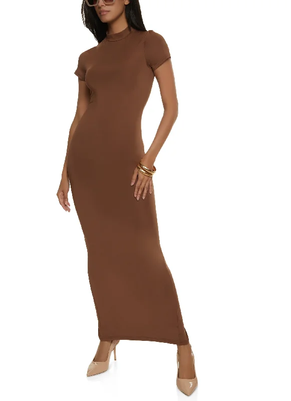 Maxi dresses with a wrap - around style for a customizable fitSolid Short Sleeve Mock Neck Maxi Dress Maxi dresses with a wrap - around style for a customizable fitSolid Short Sleeve Mock Neck Maxi Dress