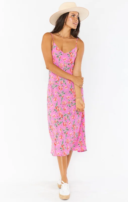 Maxi dresses with pocket details for added functionalityZio Dress ~ Chantelle's Floral Maxi dresses with pocket details for added functionalityZio Dress ~ Chantelle's Floral