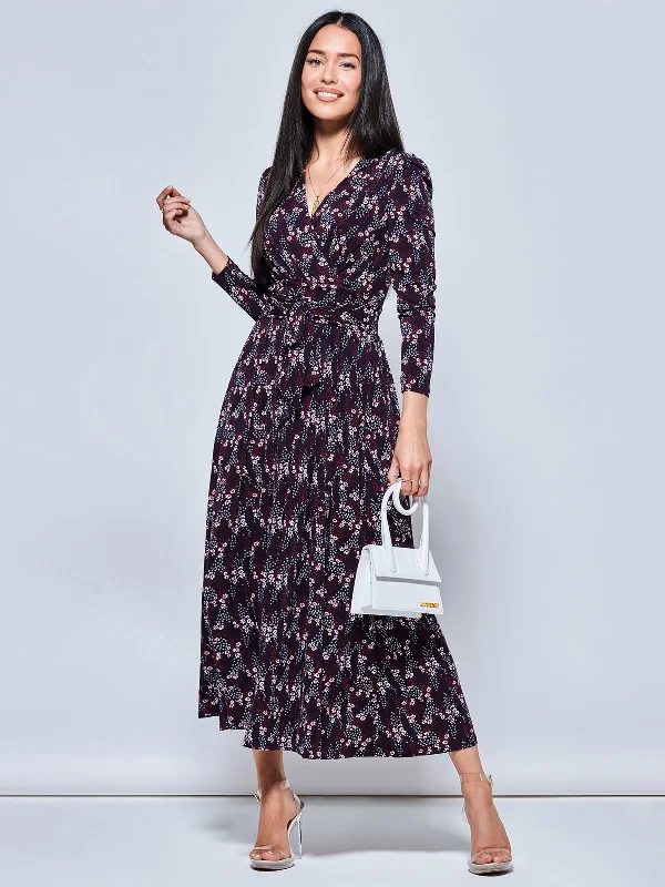 Velvet midi dresses in jewel tones for a glamorous winter eventGreyson Long Sleeve Maxi Dress, Navy Daisy Velvet midi dresses in jewel tones for a glamorous winter eventGreyson Long Sleeve Maxi Dress, Navy Daisy