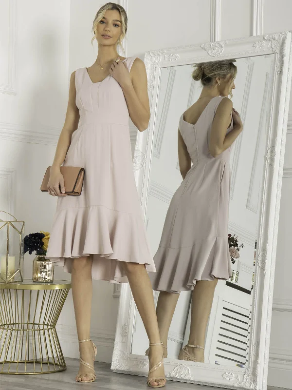 Velvet midi dresses in jewel tones for a glamorous winter eventJolie Moi Palmer Dip Hem Shift Dress, Pink Velvet midi dresses in jewel tones for a glamorous winter eventJolie Moi Palmer Dip Hem Shift Dress, Pink
