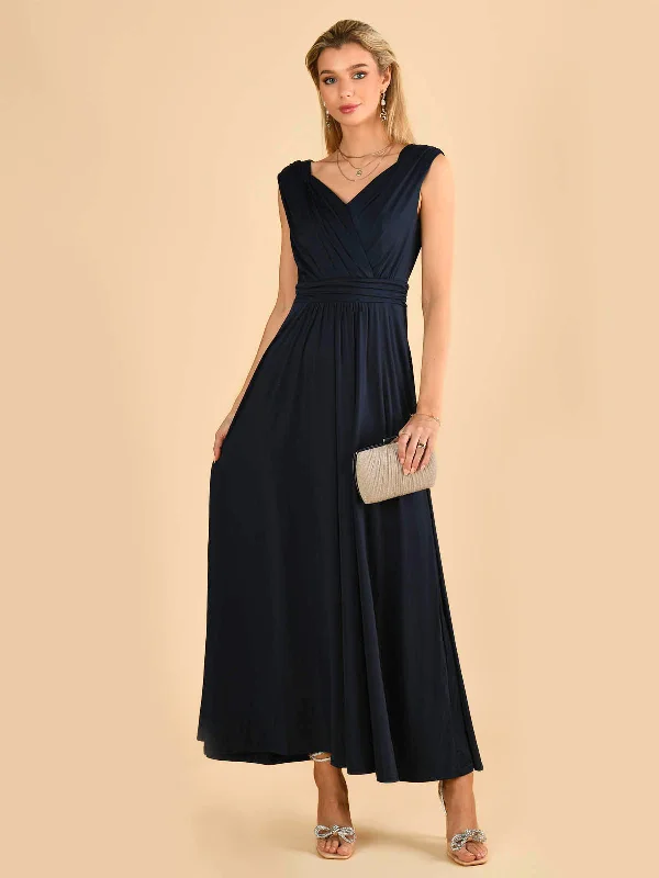 Midi dresses with pleated bodices for a classic and tailored lookPlunge V Neck Draped Maxi Dress, Navy Midi dresses with pleated bodices for a classic and tailored lookPlunge V Neck Draped Maxi Dress, Navy