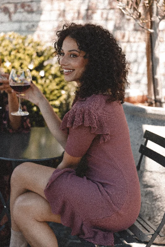 Mini dresses with V - necklines for a flattering shapeTru Knitted Mini Dress - Sienna Mini dresses with V - necklines for a flattering shapeTru Knitted Mini Dress - Sienna