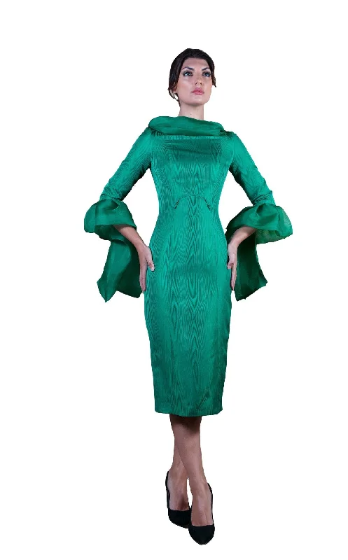 Cocktail dresses with a floral print and a peplum waistFely Campo 20704 Dress