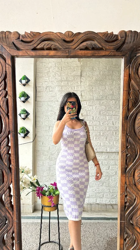 Bodycon dress with a lace - up front​Pinterest dress 36-38/l:39