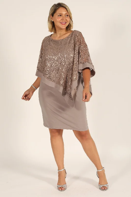 Cocktail dresses with a tiered skirt and a bow at the waistR&M Richards 8749P Short Petite Lace Poncho Dress Cocktail dresses with a tiered skirt and a bow at the waistR&M Richards 8749P Short Petite Lace Poncho Dress