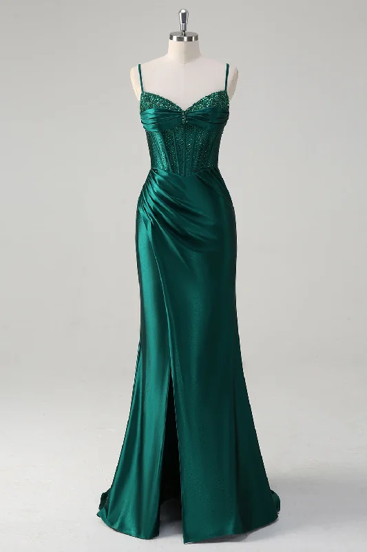 Cocktail dresses with a cut - out detail and a body - con fitSparkly Dark Green Mermaid Corset Beaded Long Prom Dress with Slit Cocktail dresses with a cut - out detail and a body - con fitSparkly Dark Green Mermaid Corset Beaded Long Prom Dress with Slit