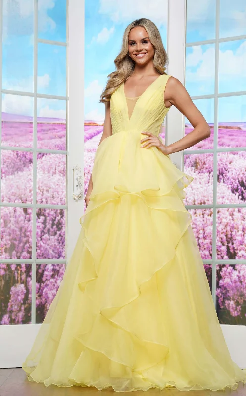 Formal dresses with tiered skirts and pearl embellishments for a luxurious feelColors Dress 3490 Dress Formal dresses with tiered skirts and pearl embellishments for a luxurious feelColors Dress 3490 Dress