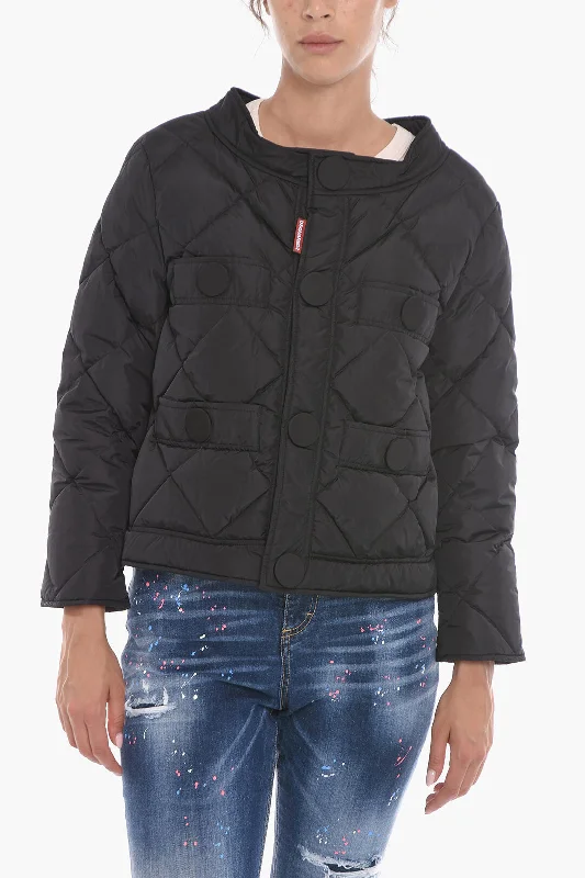 Oversized women's wool coats in a monochromatic look for a trendy outfitDsquared2 Cropped Fit Quilted Down Jacket with Maxi Buttons Oversized women's wool coats in a monochromatic look for a trendy outfitDsquared2 Cropped Fit Quilted Down Jacket with Maxi Buttons