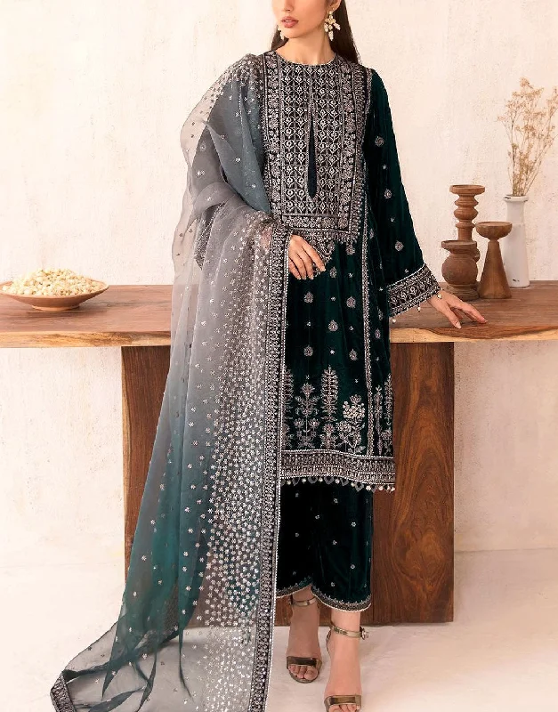 Satin party dresses with a smooth and lustrous finishLuxury Heavy Embroidered Velvet Wedding Dress with Emb. Raw Silk Trouser (DZ17605) Satin party dresses with a smooth and lustrous finishLuxury Heavy Embroidered Velvet Wedding Dress with Emb. Raw Silk Trouser (DZ17605)