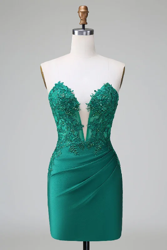 Party dresses with a paisley pattern for a bohemian - inspired lookGlitter Dark Green Beaded Tight Appliques Short Prom Dress Party dresses with a paisley pattern for a bohemian - inspired lookGlitter Dark Green Beaded Tight Appliques Short Prom Dress