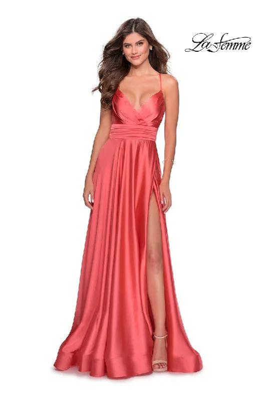 Evening party dresses with a long train for a dramatic entranceLa Femme Dress 28571 Evening party dresses with a long train for a dramatic entranceLa Femme Dress 28571